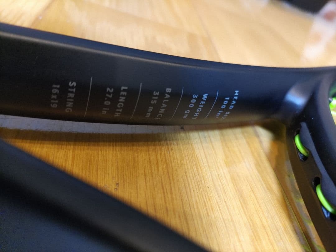 solinco blackout 300 極美品 実測値有り ストリング張り立て - メルカリ