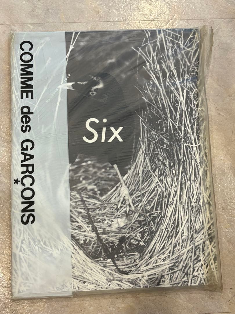 コムデギャルソン six ビジュアルマガジン - メルカリ