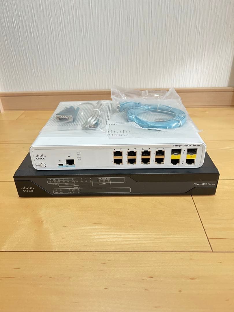 CCNA、CCNP】静音セット 2台セットCisco 891FJ、2960 - メルカリ