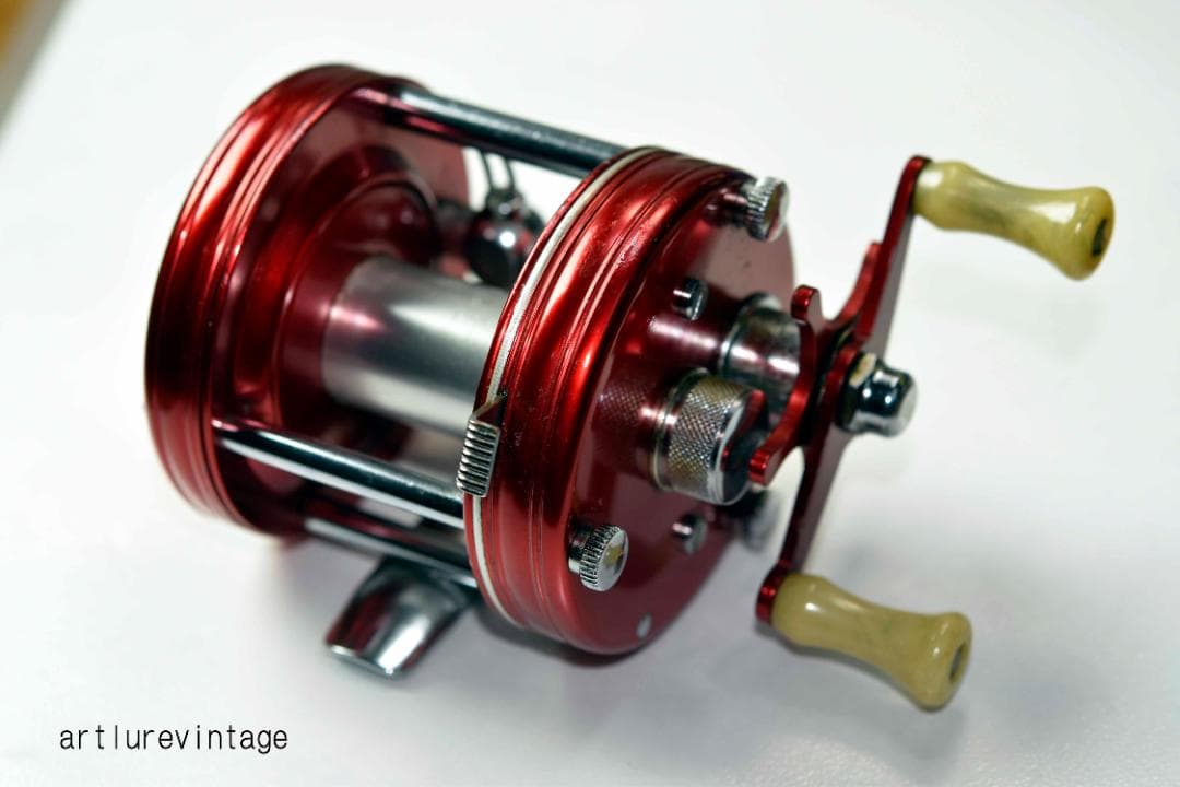 リール ABU AMBASSADUER 5000 vintage y268-297 s-l400.jpg