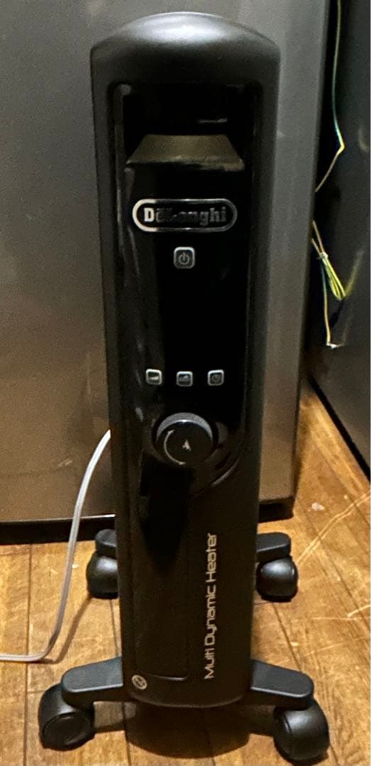 デロンギ マルチダイナミックヒーター MDHU09-PB ブラック 900W マルチダイナミックヒーター ピュアブラック MDHS09-PB [最大8畳