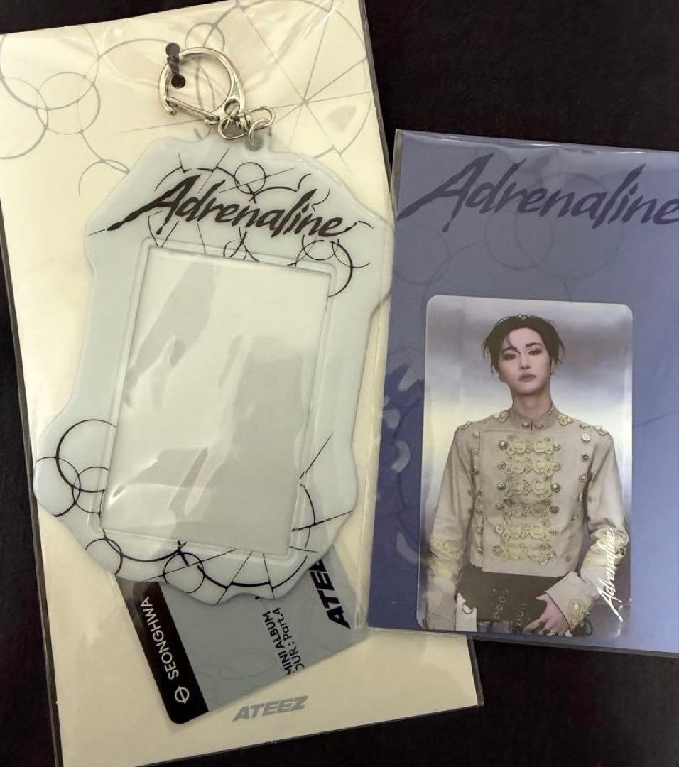 ATEEZ ソンファ POPUP トレカホルダー＆ステッカー セット - メルカリ