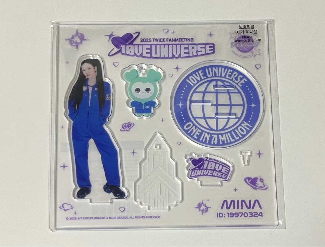 TWICE アクリルスタンド ミナ - メルカリ