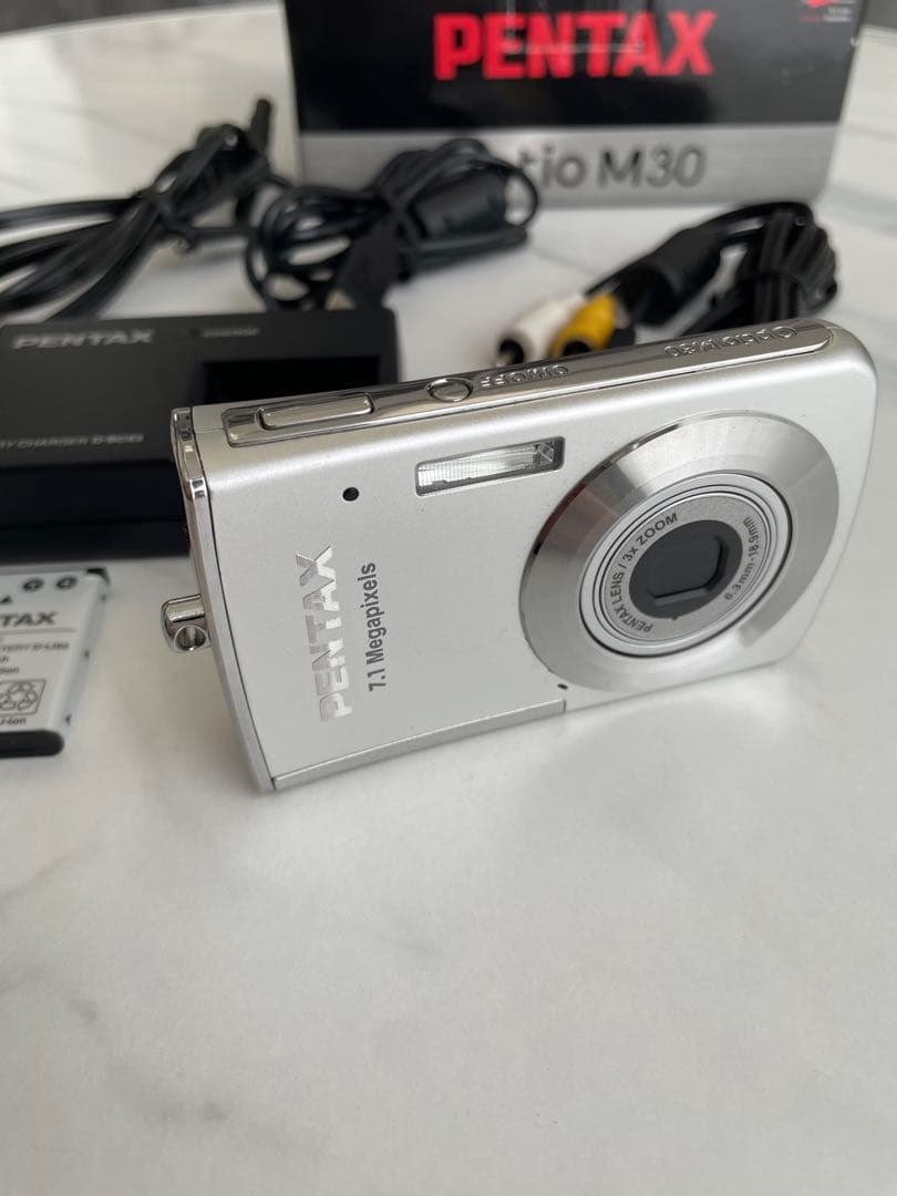 PENTAX Optio M30 コンパクトデジタルカメラ Amazon | Pentax Optio M30 7.1MP Digital Camera with 3x Optical