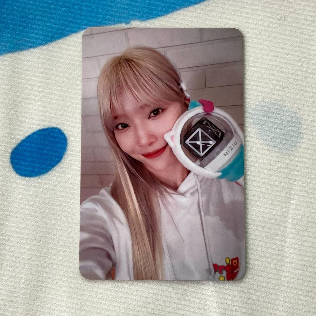 NiziU 2週目 PressPlay サノク マユカ トレカ - メルカリ