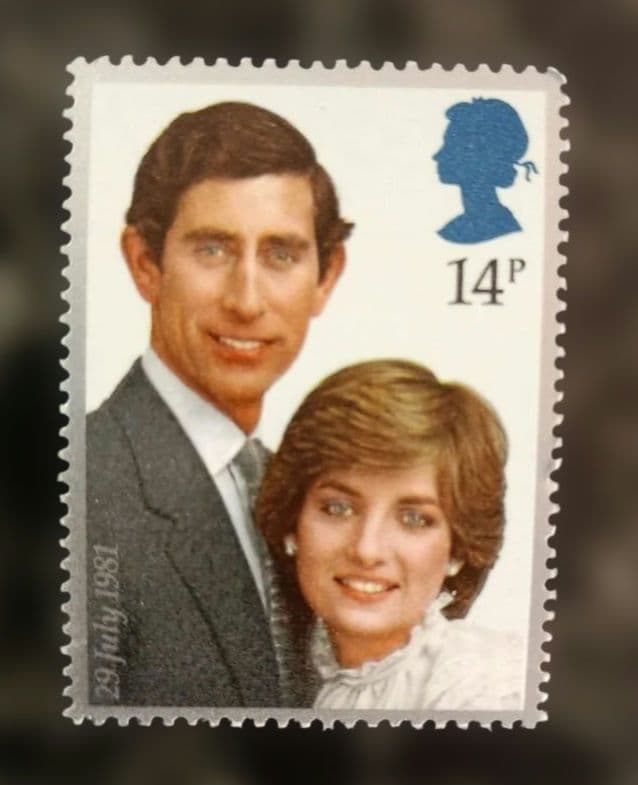 チャールズ王子とダイアナ妃 結婚記念切手セット - メルカリ