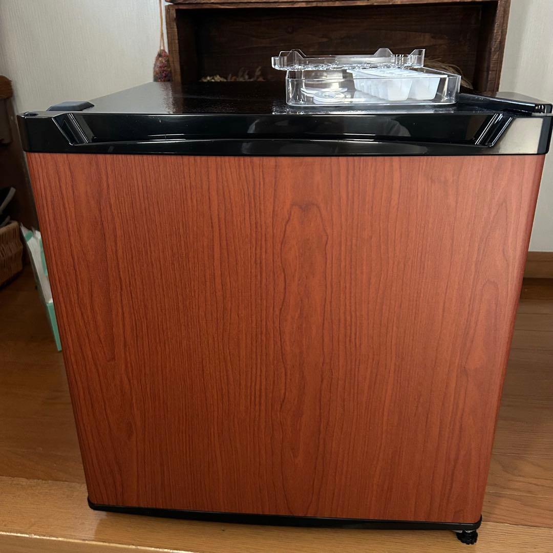 アイリスオーヤマ PRC-B051D 冷蔵庫　小型冷蔵庫　本日限定値下げ価格 楽天市場】冷蔵庫 小型 1ドア 46L PRC-B051D 送料無料1ドア 46L 小型