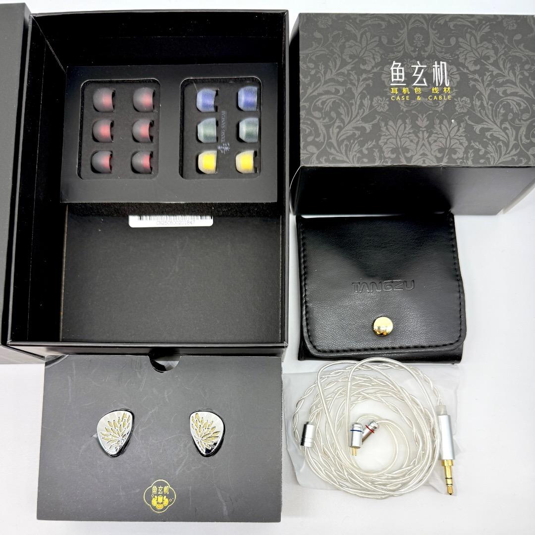 TANGZU Yu Xuan Ji 魚玄機 シルバー 3.5mm 有線イヤホン