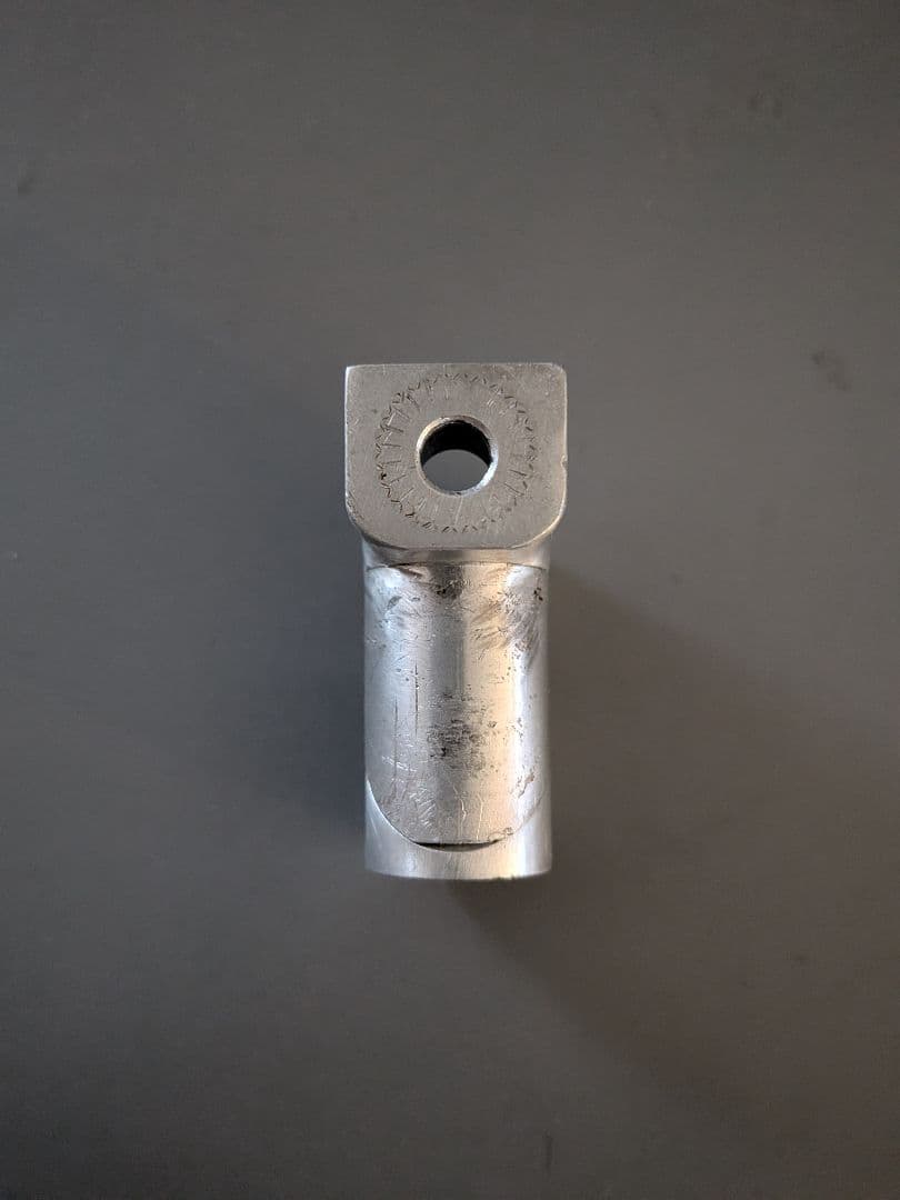 801製作所　ブレーキ台座　700c→650c変換 ブレーキ台座