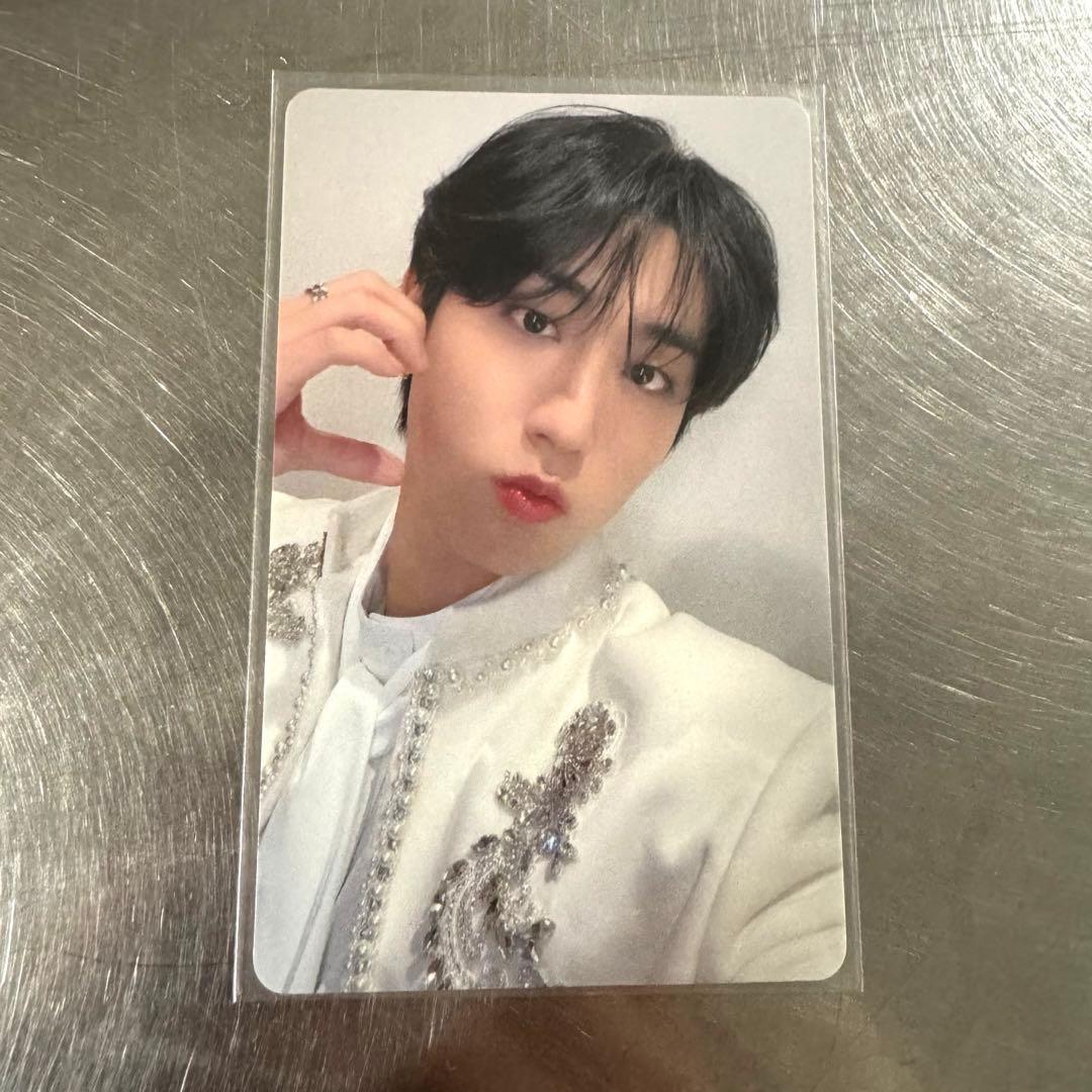 straykids スキズ hollow オフイベ 会場限定 トレカ ハン - メルカリ