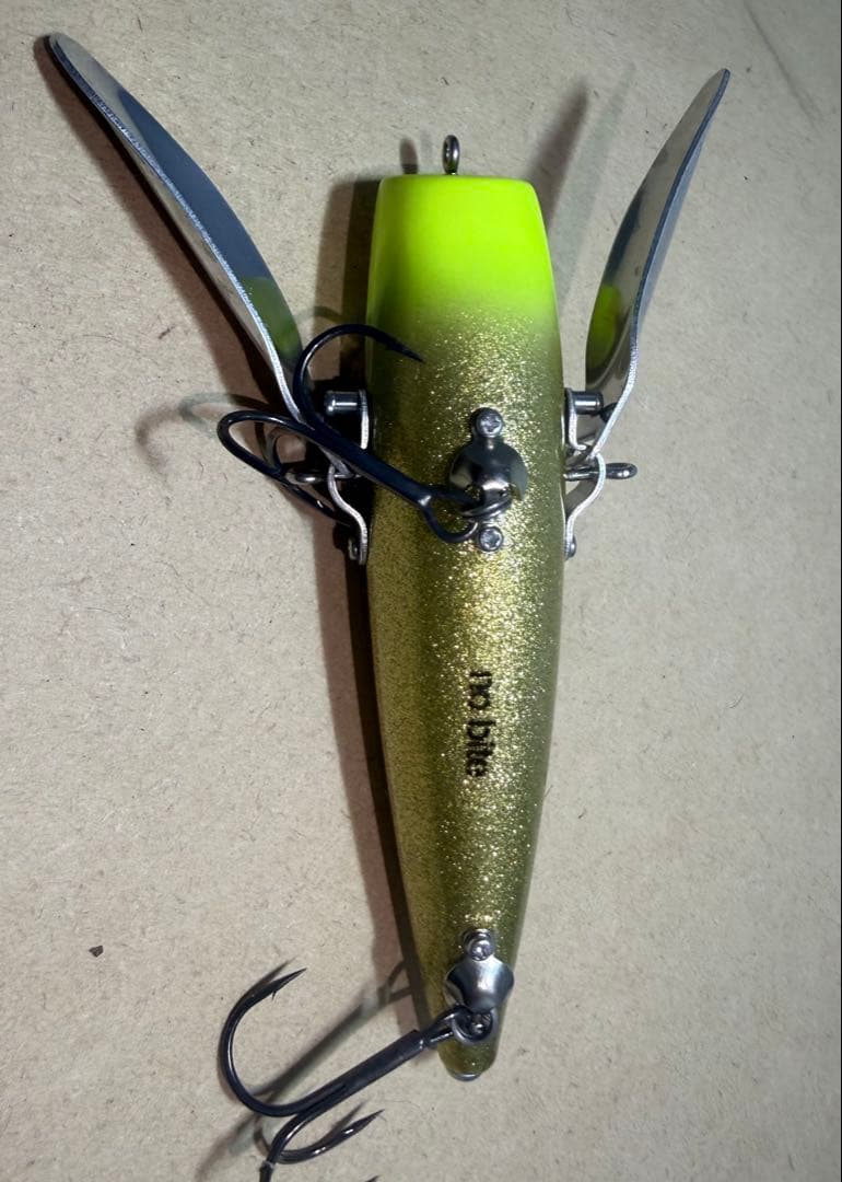 nobite ノーバイト　大きい羽　ハネ物　トップウォーター