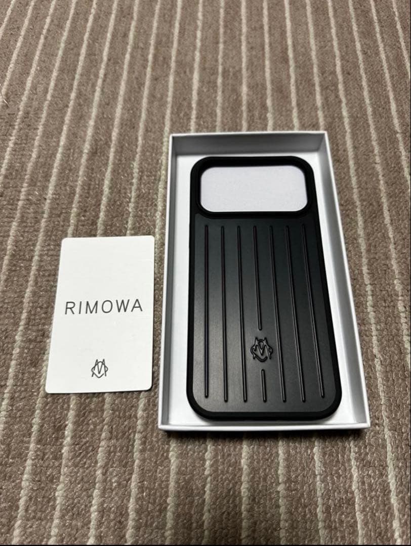 RIMOWA リモワ iPhone17proMaxケース ブラック Aluminium iPhone 17 Pro Case | Black | RIMOWA