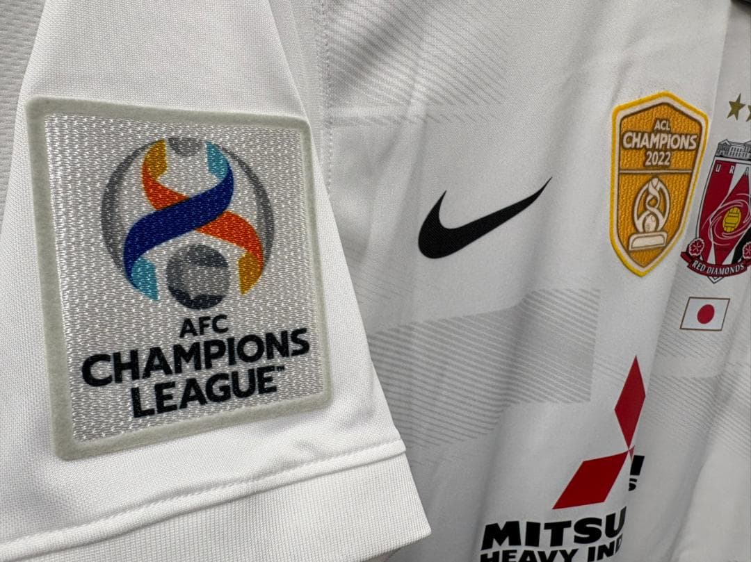 浦和レッズ 2022 ACLユニフォーム No.10 中島 サイズL 浦和レッズ 2022 ACLユニフォーム No.10 中島 サイズL - メルカリ