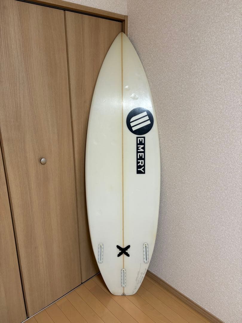 EMERY ショートボード ホワイト