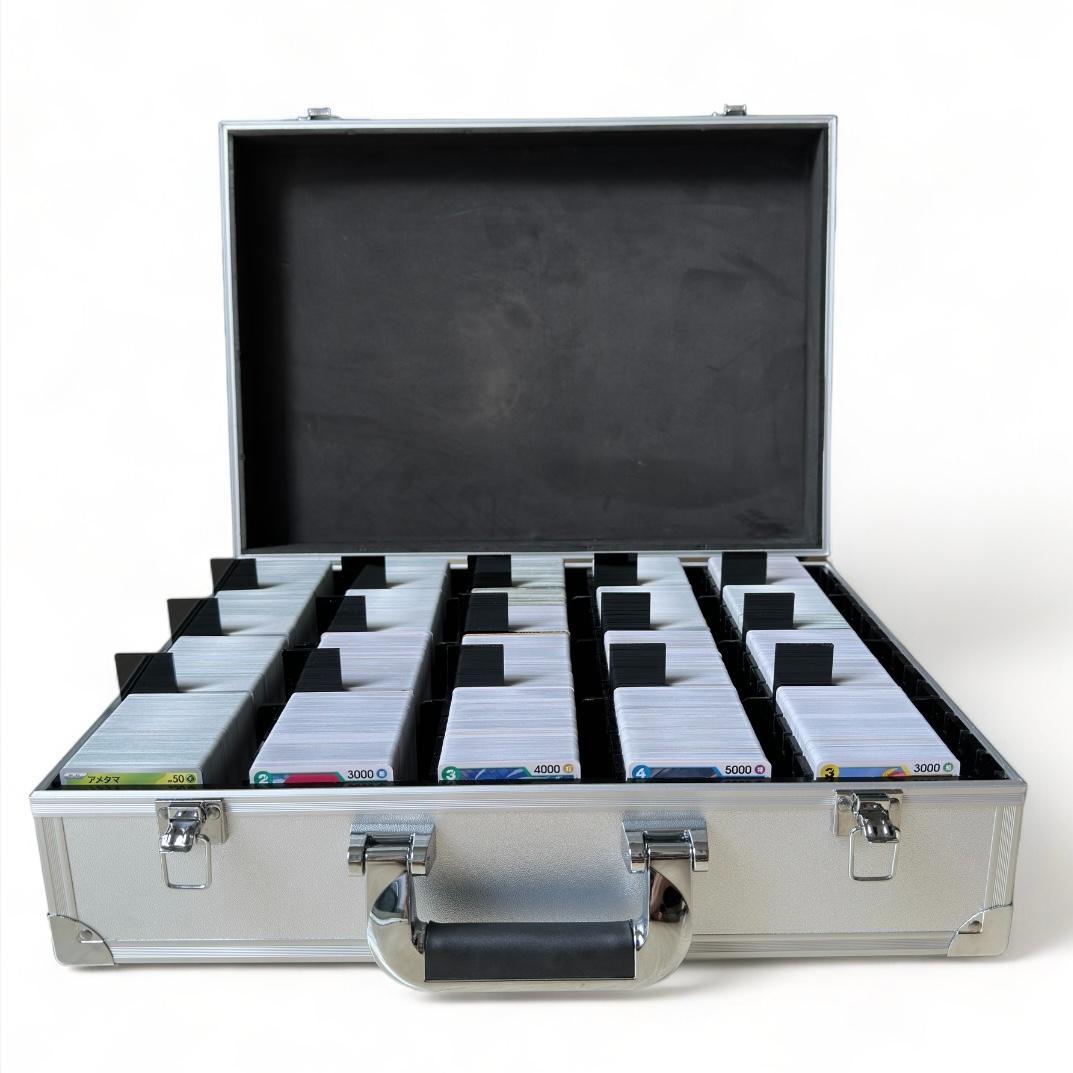 大容量トレカケース 5000枚収納可能 アタッシュケース アルミ製デッキ