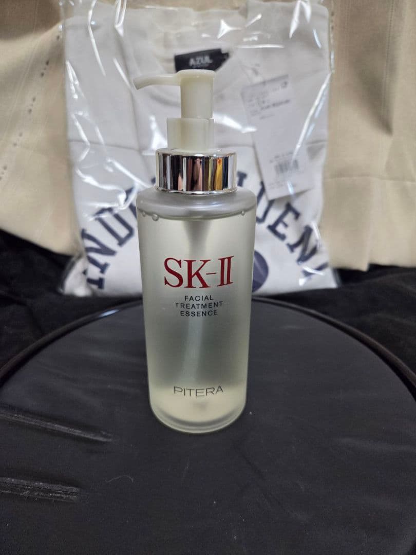 SK-II フェイシャルトリートメント エッセンス 330ml 箱なしです