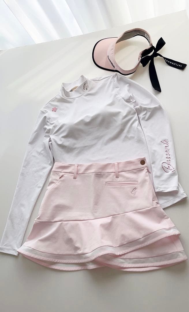 デサントゴルフ　LUXE クリスタルコレクション　ハイネックシャツ　スカート デサントゴルフ ラグジュアリーなLUXEコレクションが新登場！｜ GDO