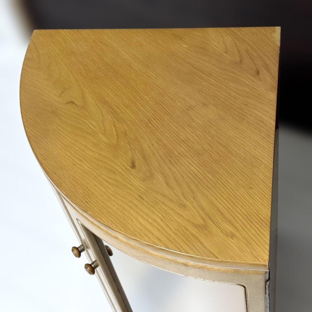 カリモク コロニアル コーナーキャビネット 曲面ガラス オールド期