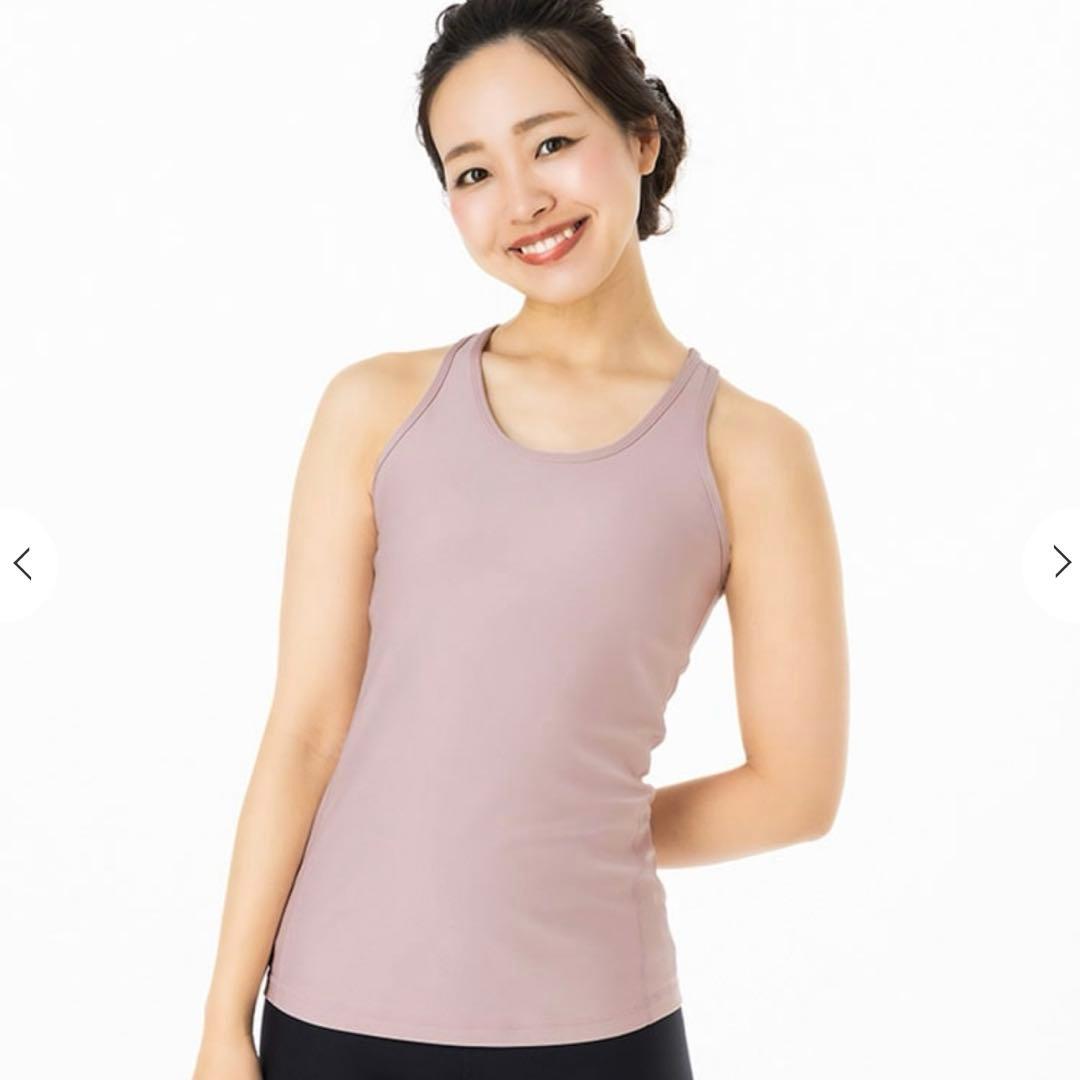 【新品未使用】SUKALA ヨガ lava 上下セット サイズM SUKALA】ミックスアンドマッチトリプルセットアップ: ヨガウェアLAVA