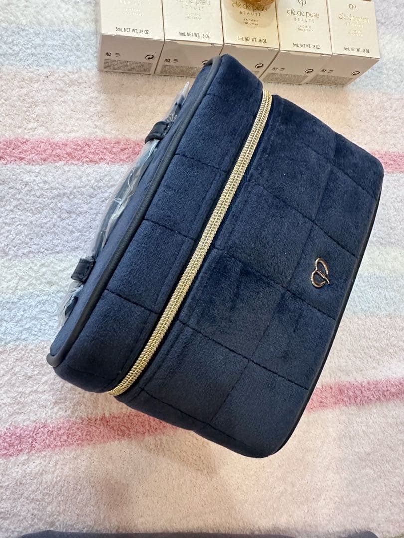 クレドポーボーテ ラクレーム 特製サイズ5ml*10個 - メルカリ