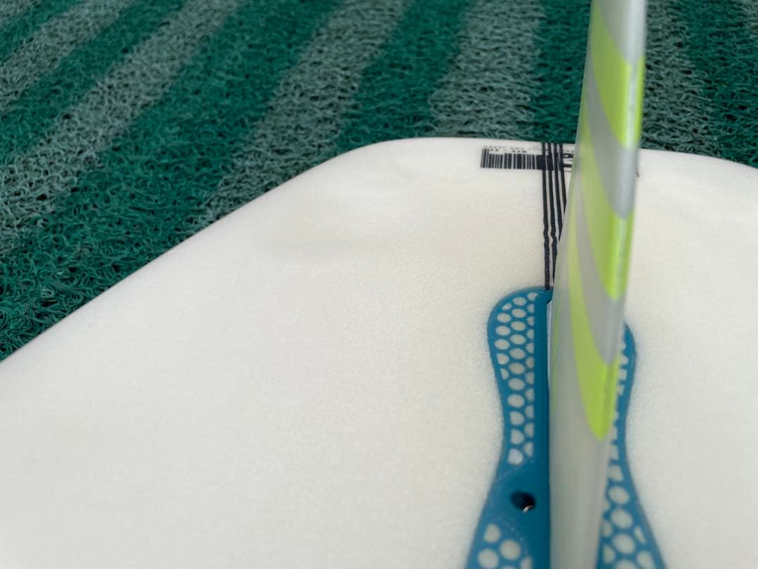 JS モンスター8 5'10 26.2L INSIST ショートボード