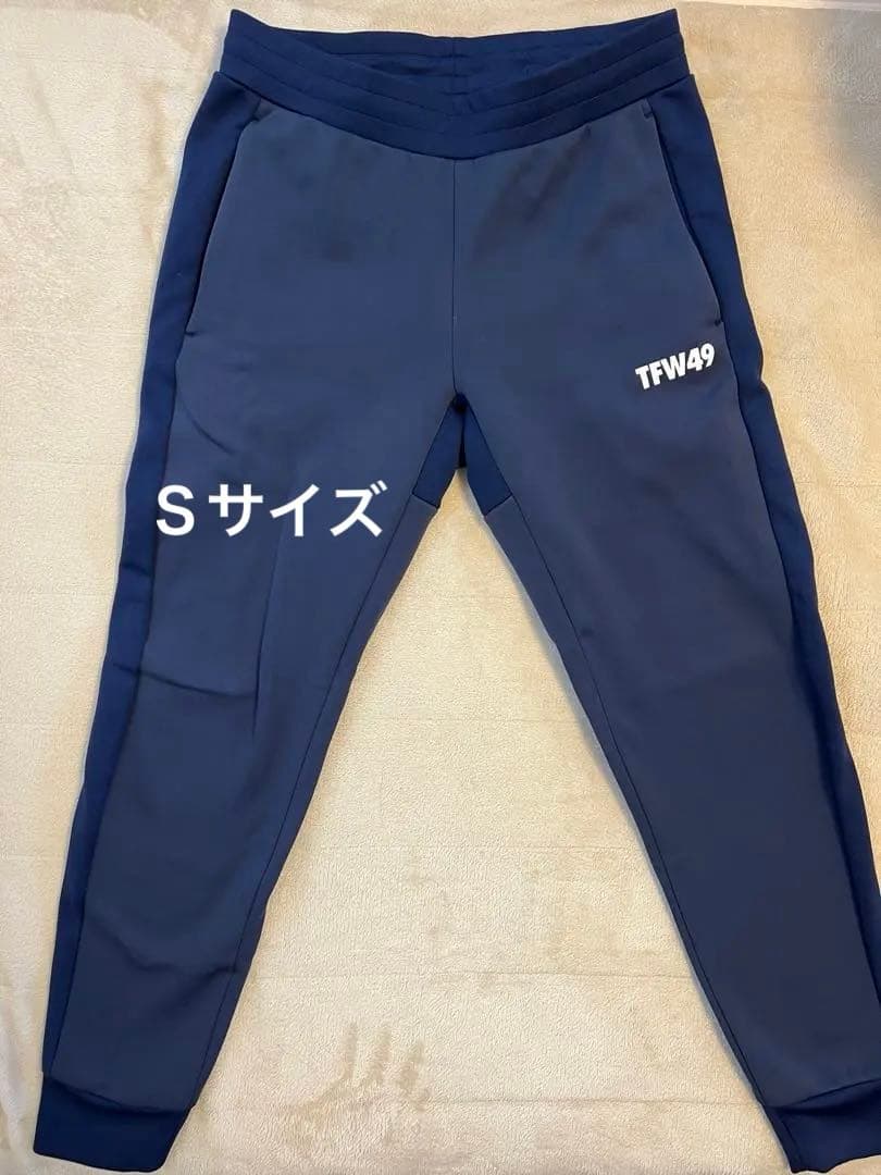 TFW49 スウェットパンツ　ゴルフ TFW49 - CARDBOARD MATERIAL JOGGER PANTS | パンツ | グリーン×グレー