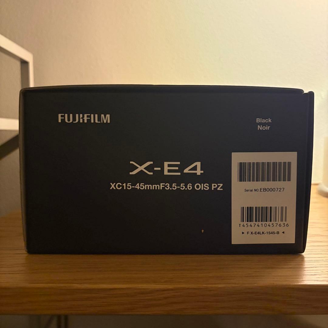 美品【FUJIFILM】X-E4 + XC 15-45mm シャッター726枚 - メルカリ