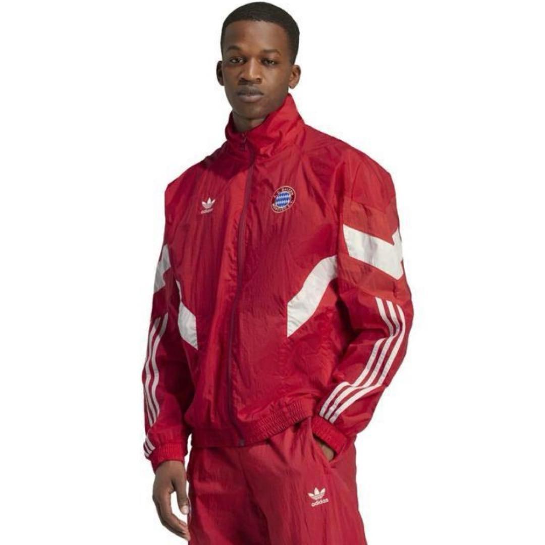 アディダス バイエルンミュンヘン アウター ナイロンジャケット