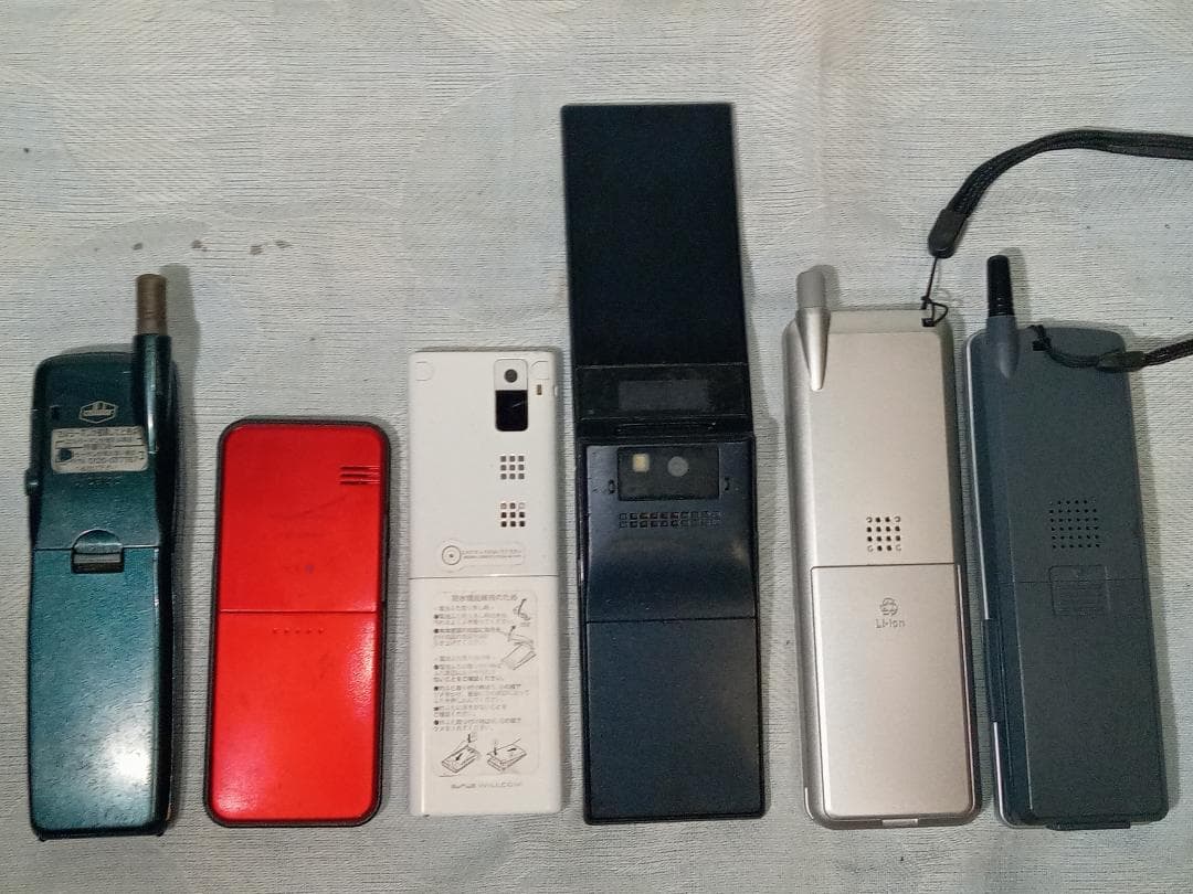 携帯電話 ガラケー ジャンク品 まとめ売り 32台 ドコモ ソフトバンク