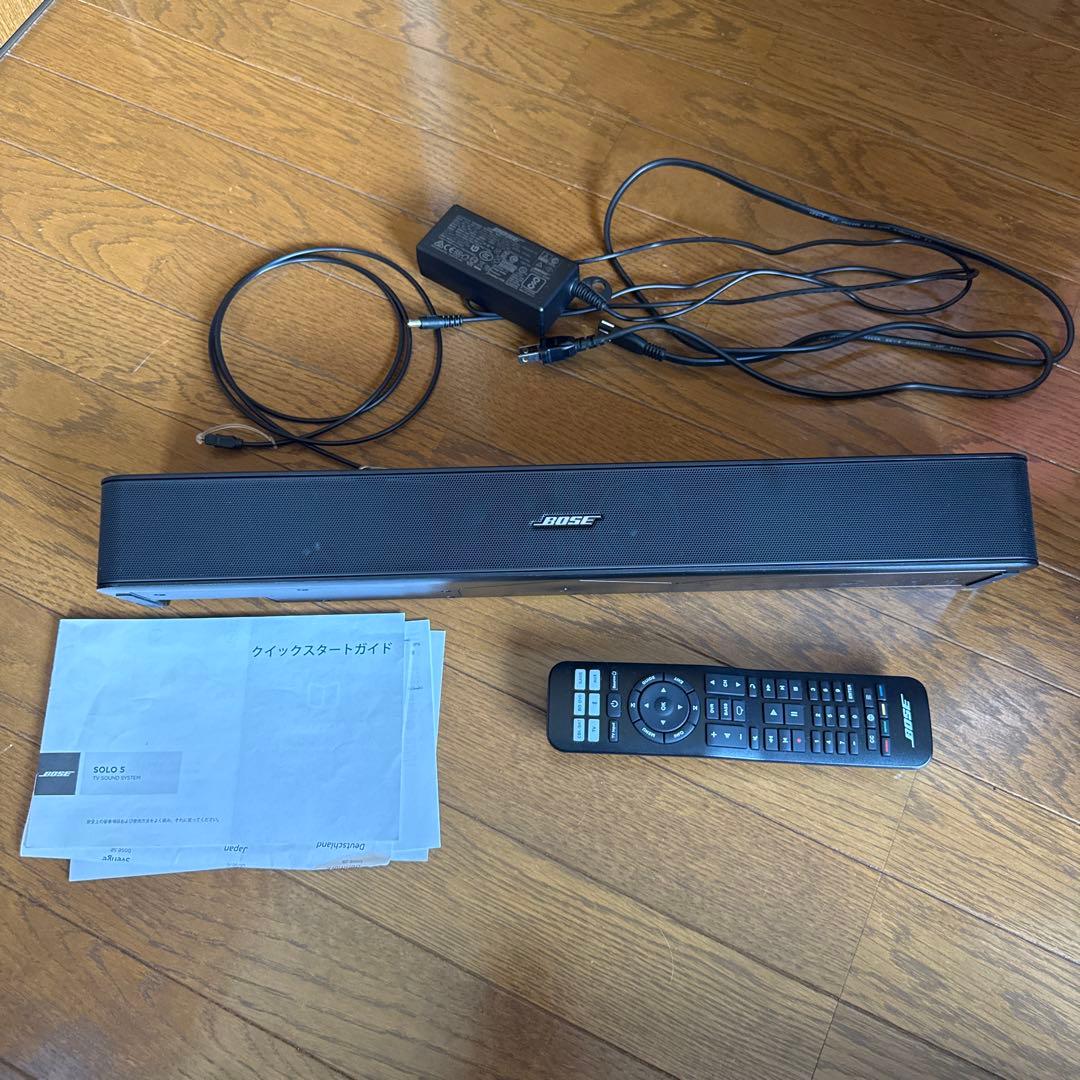 スピーカー・ウーファー BOSE Solo 5 TV Sound System Bose® Solo 5 TV sound system