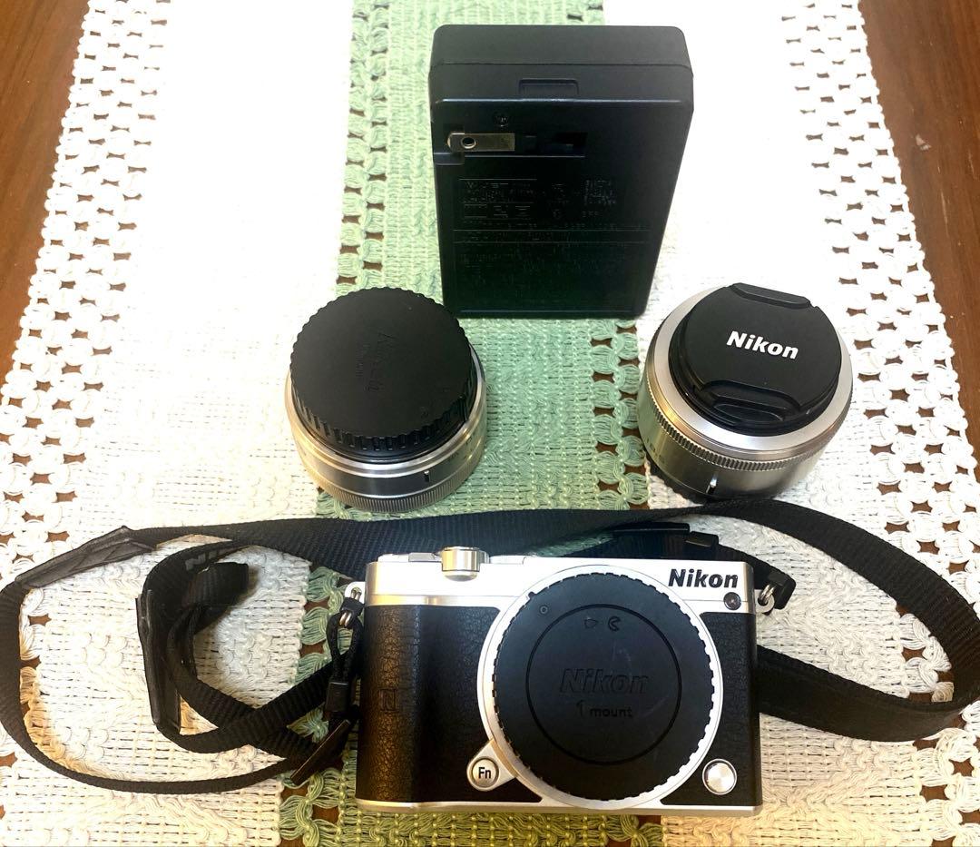 Nikon ダブルレンズ　　デジカメ 1 Ｊ５ ニコン Nikon 1 J5 ダブルズームレンズキット [ブラック] 価格比較