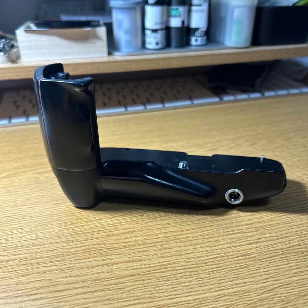 Nikon MB-21 バッテリーグリップ - メルカリ