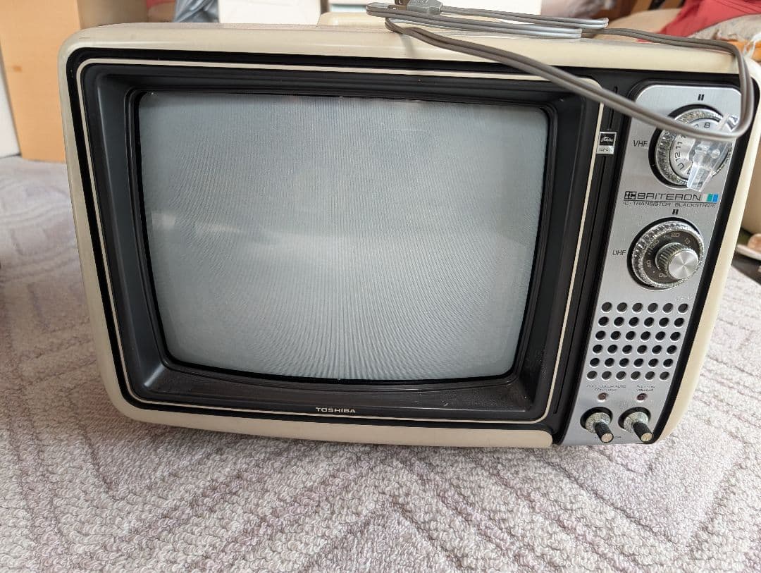 TOSHIBA ブラウン管テレビ レトロ - メルカリ