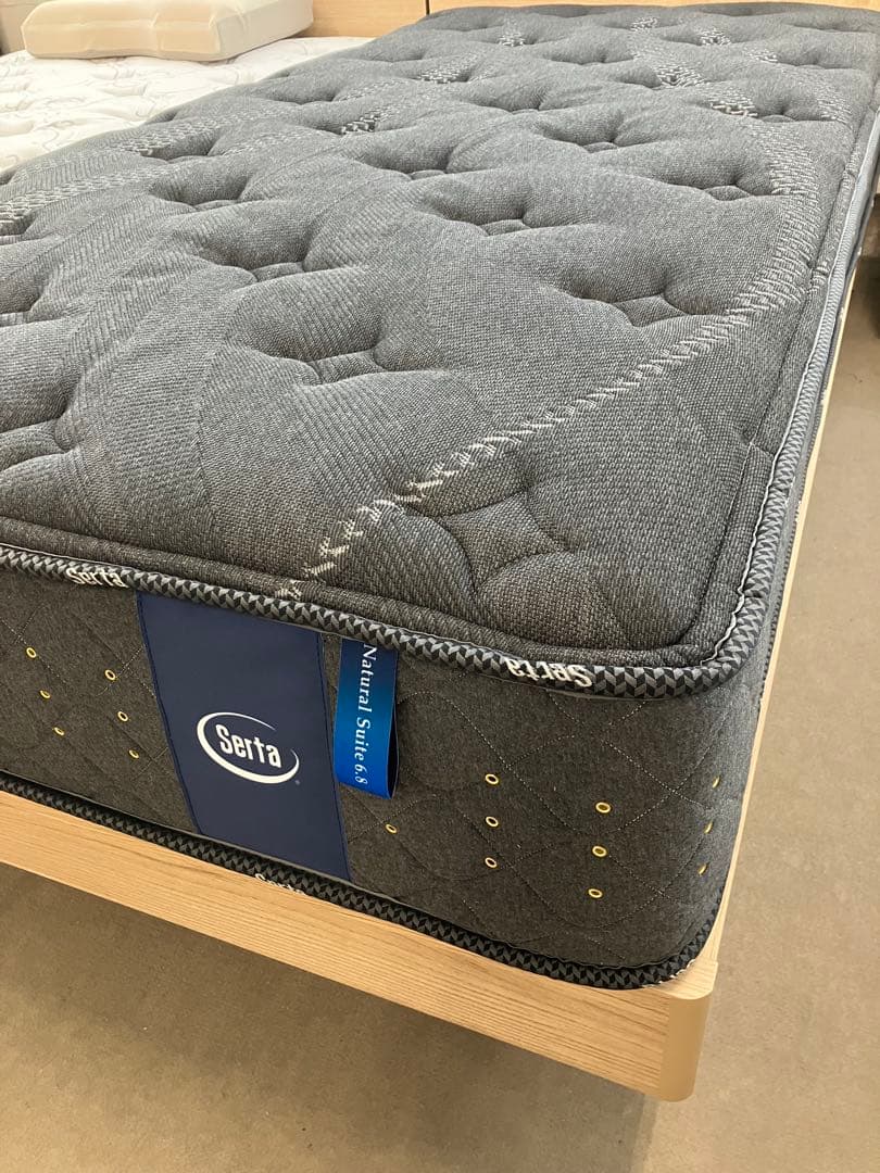 Serta Natural Suite 6.8 シングルマットレス 展示品 - メルカリ