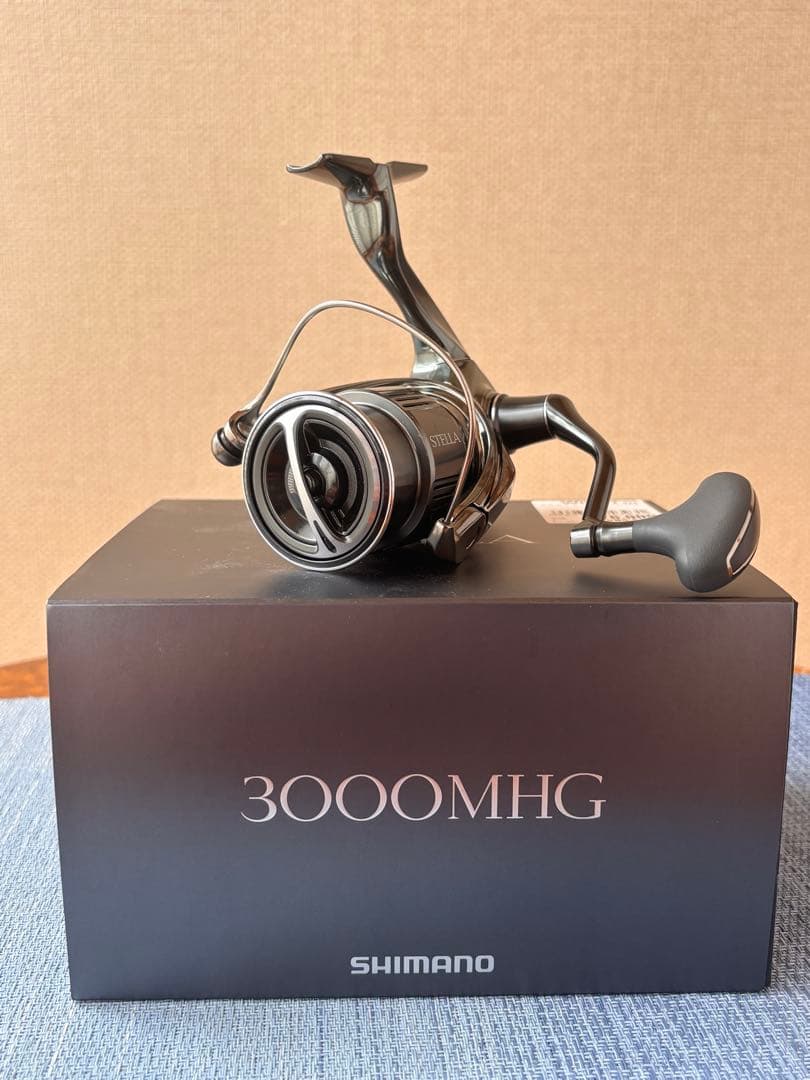 22ステラ3000MHG ロンドンケーキ シマノ(SHIMANO) 22 ステラ 3000MHG 043931｜アウトドア用品・釣り具