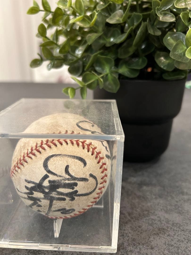 広島カープ時代 金本知憲 ホームランボール 直筆サインボール。