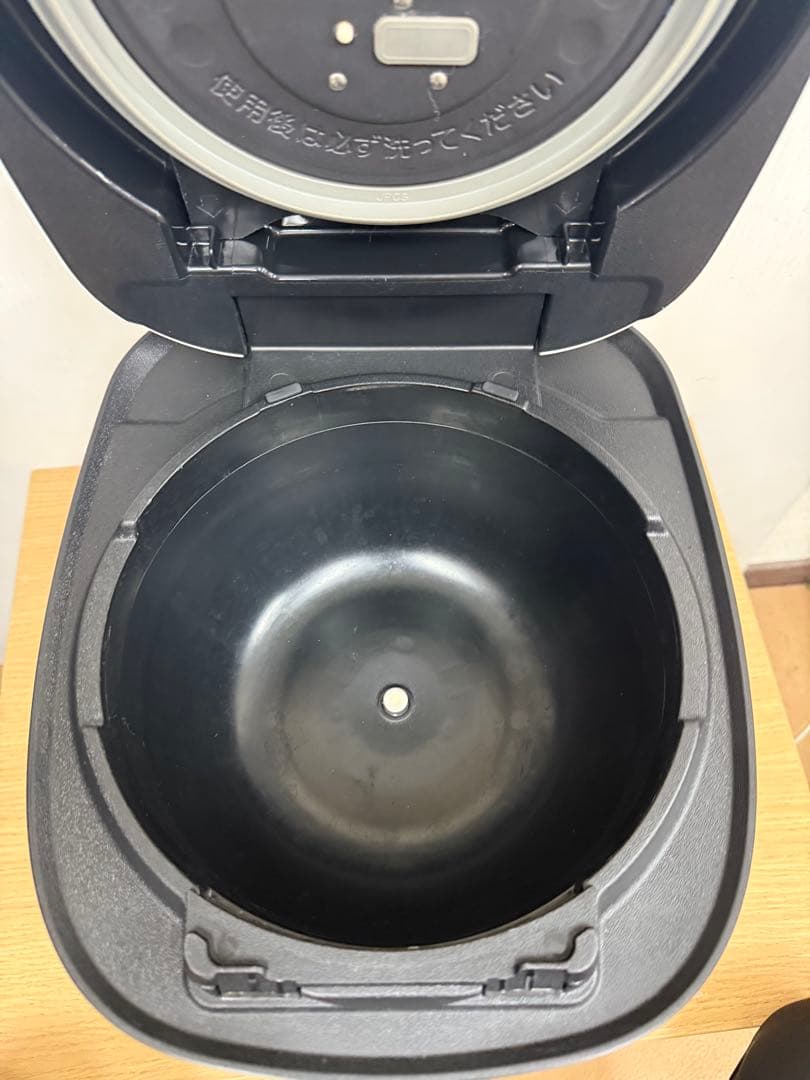 TIGER 圧力IH炊飯ジャー JPI-A100（3.0L）2021年製