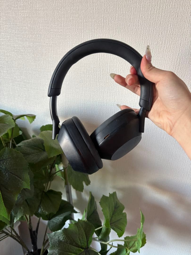 ヘッドホン SONY WH-1000xm5 Amazon.com: Sony WH-1000XM5 Noise Canceling Wireless Headphones