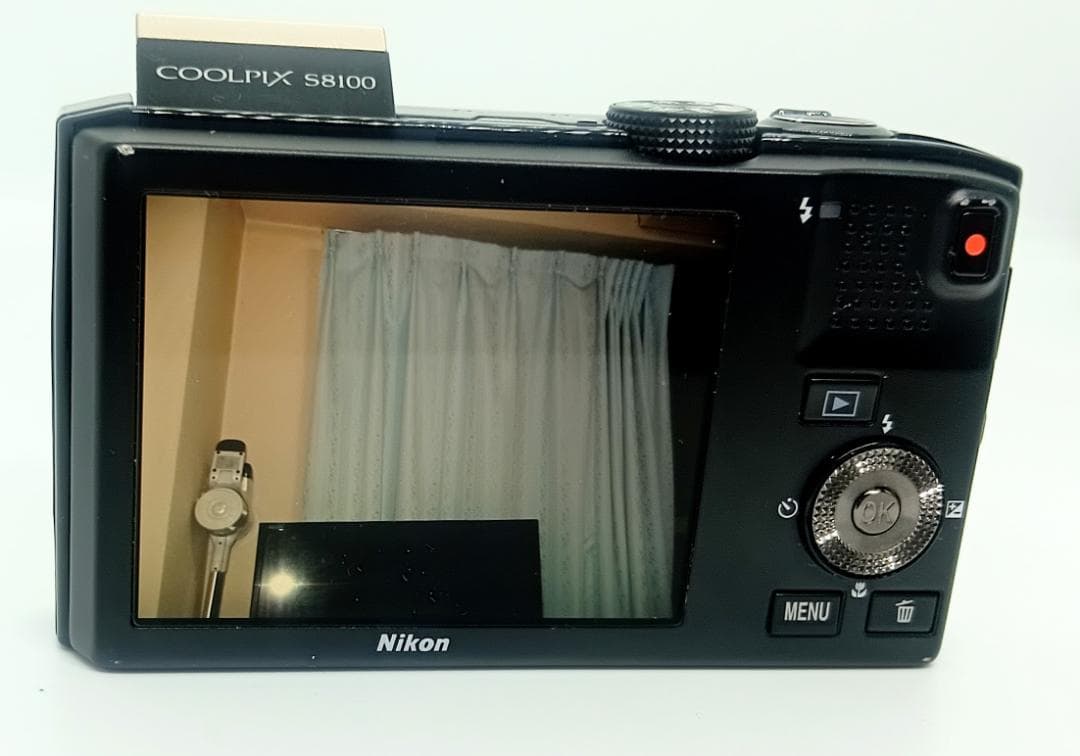 デジタルカメラ Nikon Coolpix S8100 12.1MP10X Zoom Gold