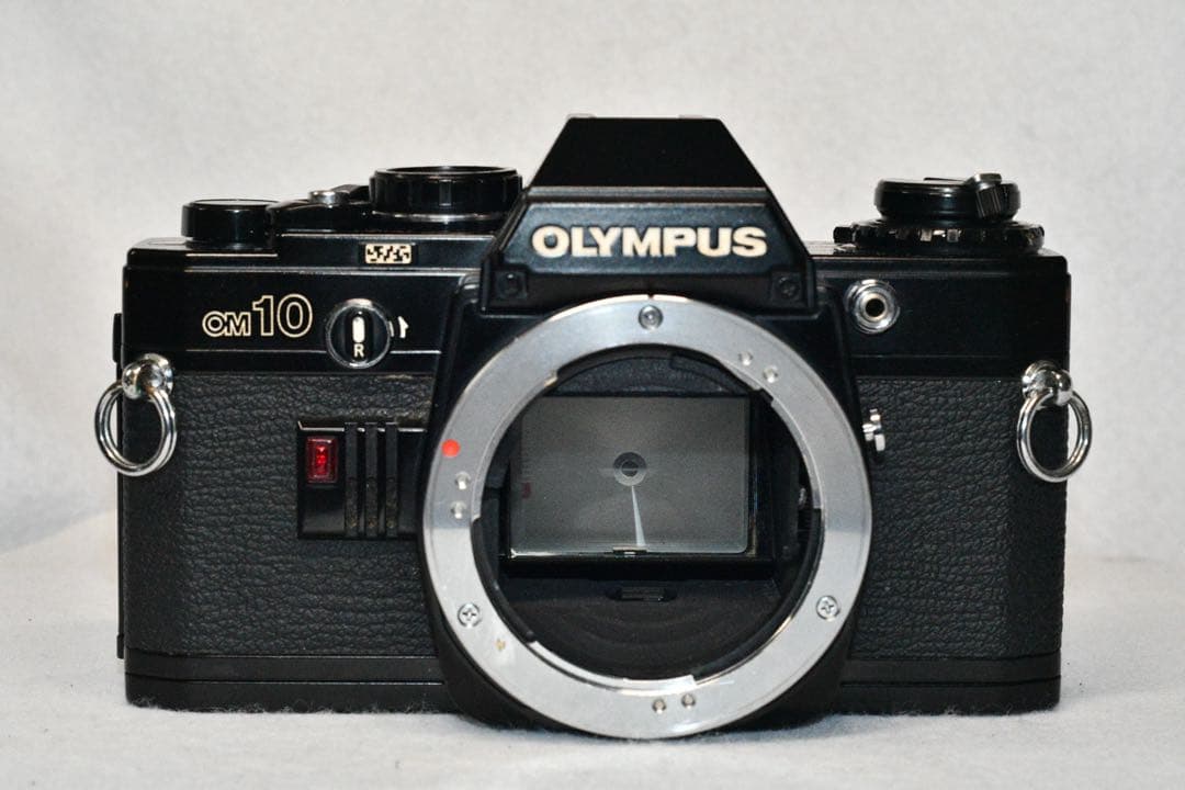 《動作品》OLYMPUS OM10+標準レンズ付きフィルムカメラ a418