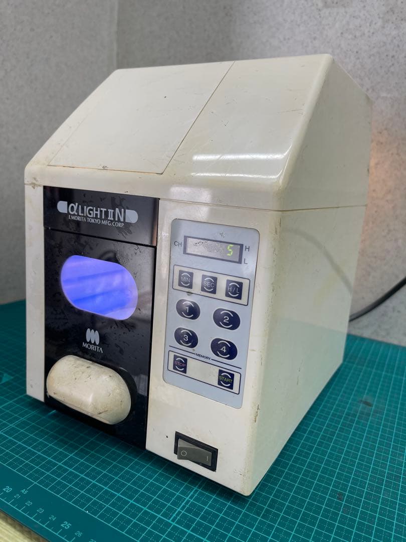 歯科技工】 光重合器 アルファライトll-N モリタ LCR5N - メルカリ
