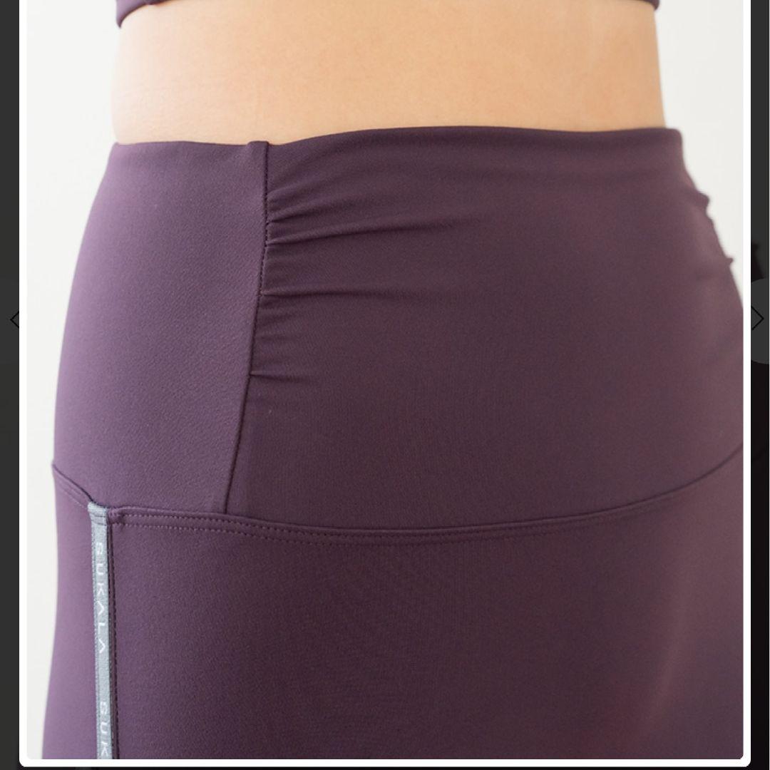 SUKALA サイドロゴギャザーレギンス - メルカリ