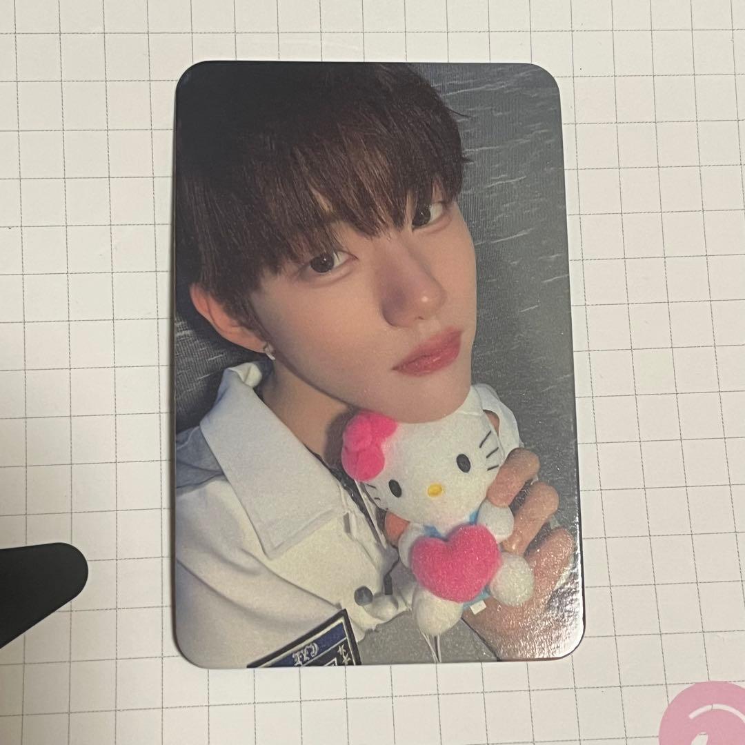 CLOSE YOUR EYES クルユア ギョンべ キティ トレカ - メルカリ