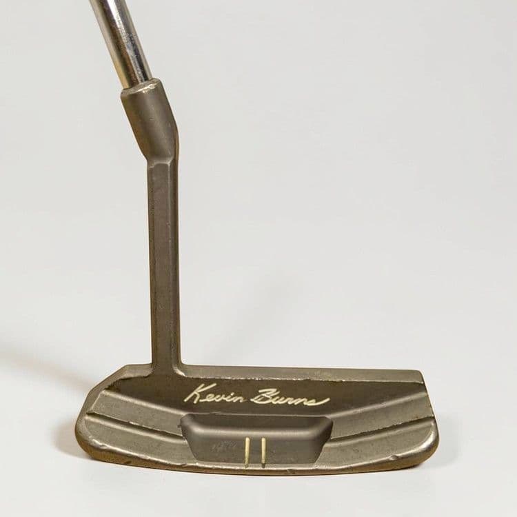 ケビンバーンズ 9303LN 軟鉄削り出しロングネックパター AM&E社カバー