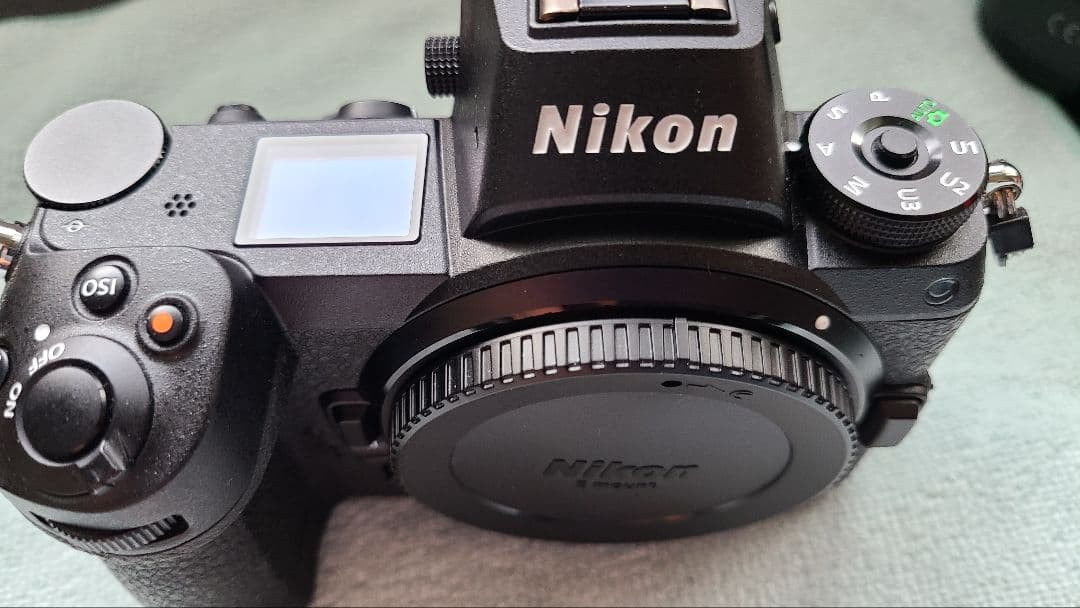 ニコン NIKON Z6 ボディ シャッター2200回 美品 - メルカリ