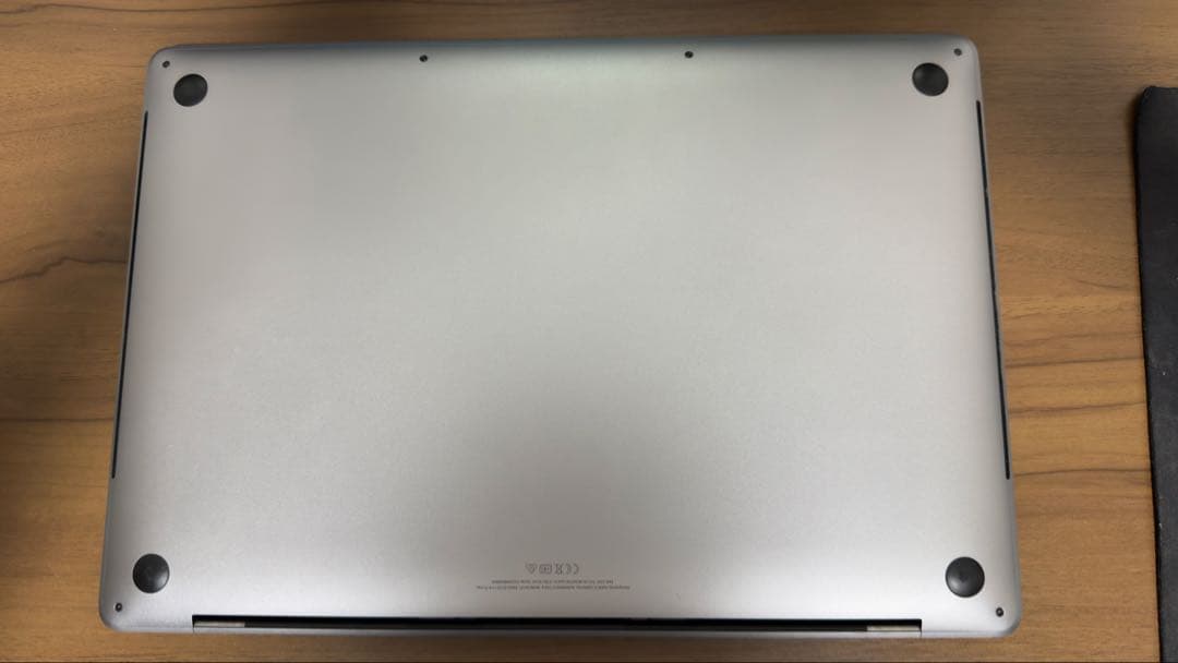 MacBook本体 MacBook Pro 2.3GHz i9 16GB 1TB