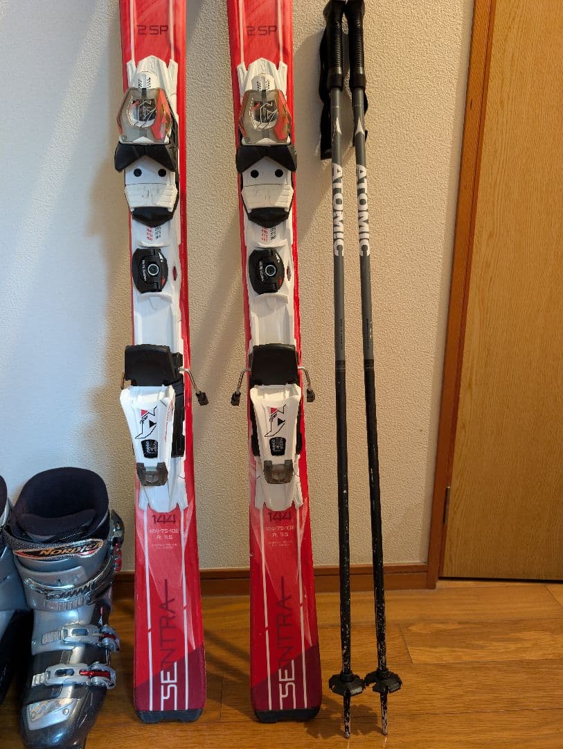 Nordica スキーセット スキー板144センチ ブーツ25.0センチ・ポール