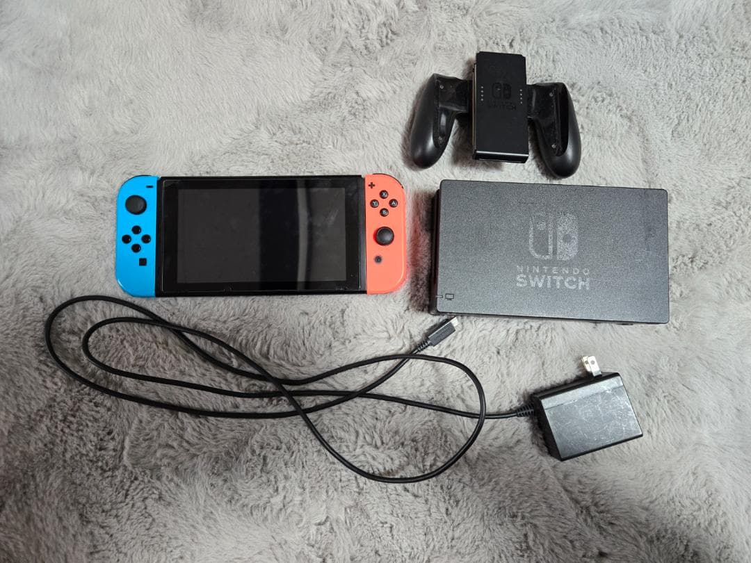 ニンテンドースイッチ Nintendo Switch(箱無し) - メルカリ