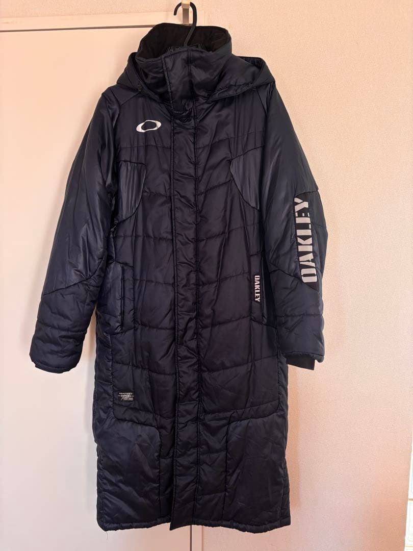 Oakley ロングベンチコート ネイビー - メルカリ