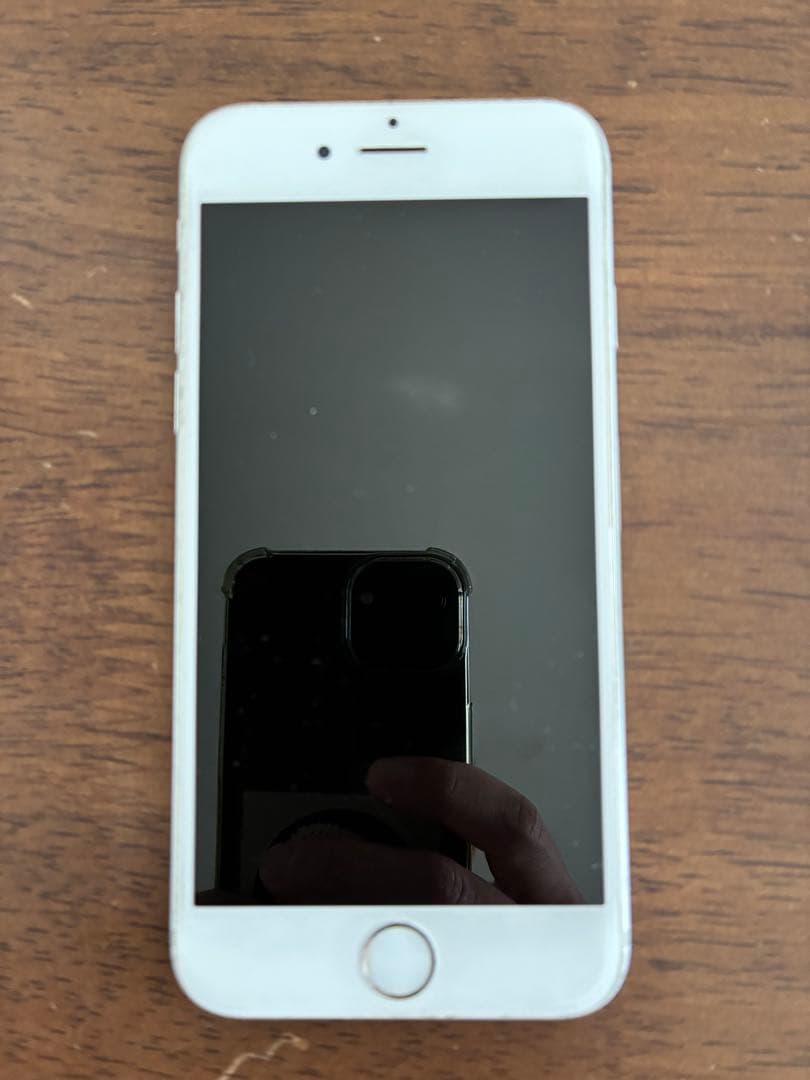iPhone 6s シルバー 本体 - メルカリ